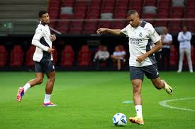 也象征着他 也象征着他